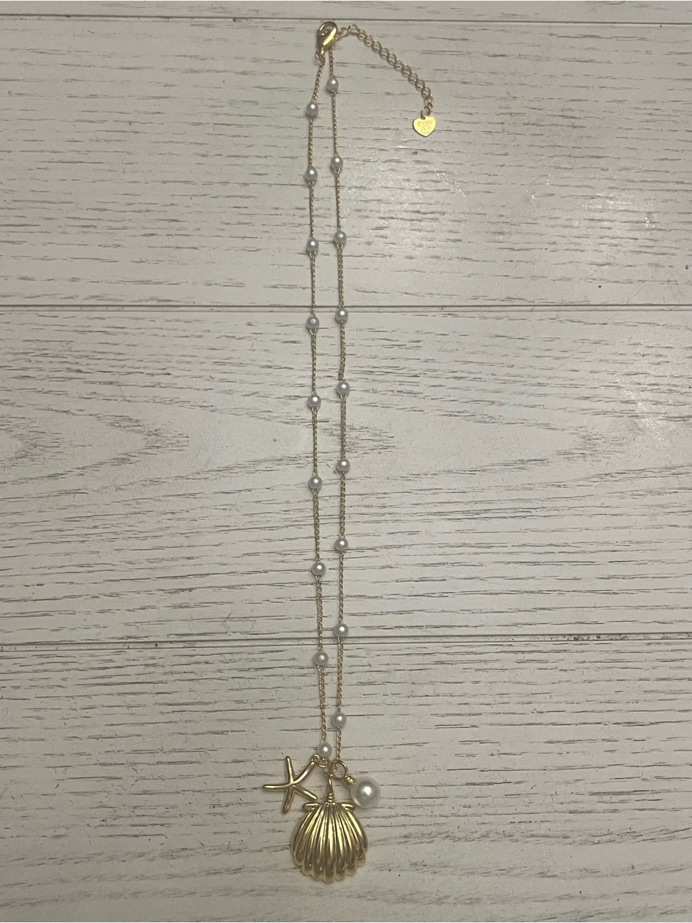 EVRY Jewels Gold Tone Pearl Seashell Starfish Charm Necklace - NWOT!